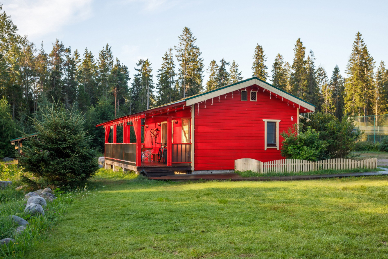 "Коттеджи 6-ти местные" изображение