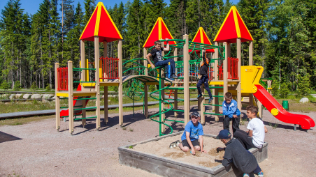 Весенние каникулы